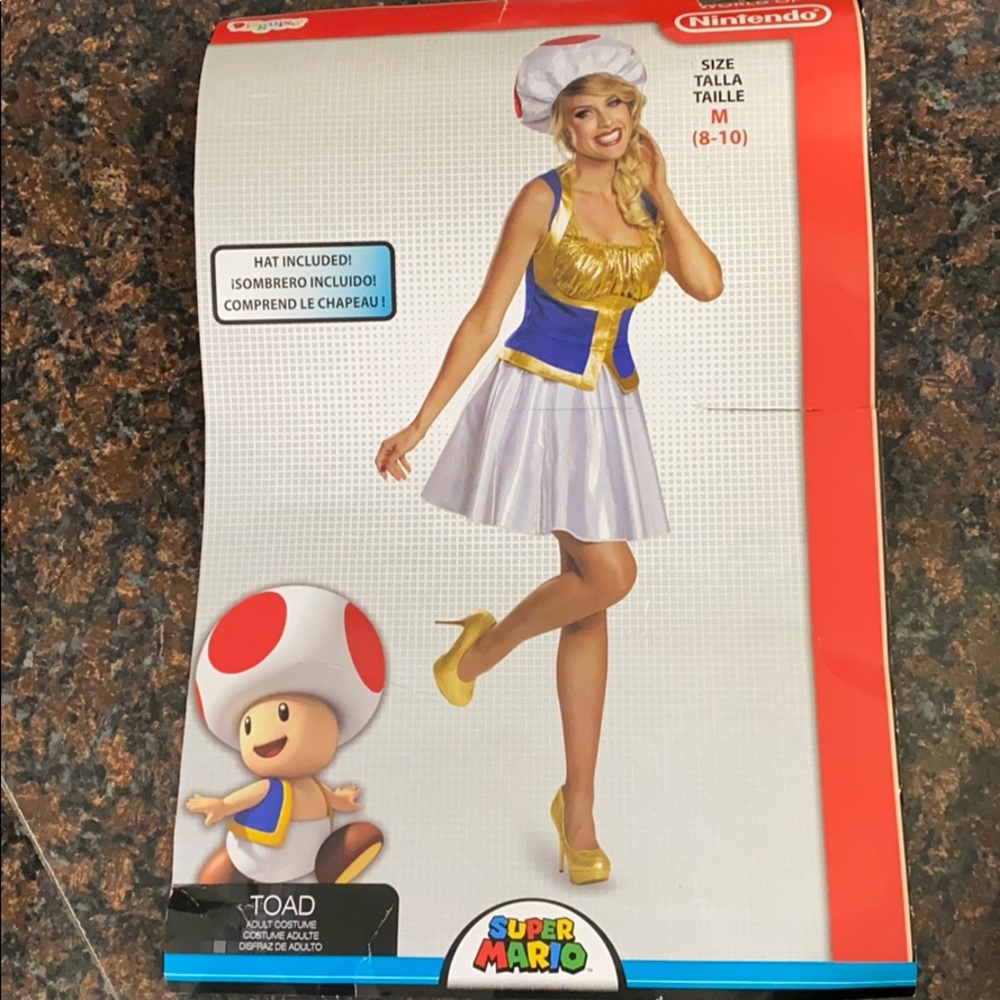 BRAND NEW Super Mario Toad Costume